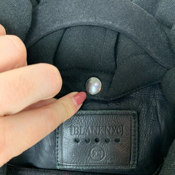 Blank NYC NEO Black Vegan Leather Zip Moto Jacket removable knit hood XS - Picture 11 of 14